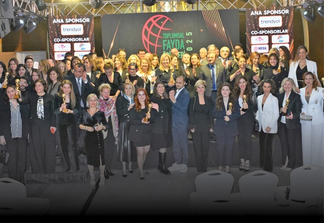 Dünya Gazetesi’nin “Toplumsal Fayda Ödülleri” Sahiplerini Buldu