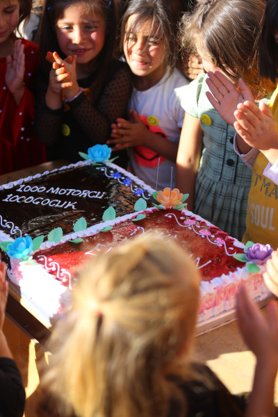 1000 motorcu 1000 çocuk