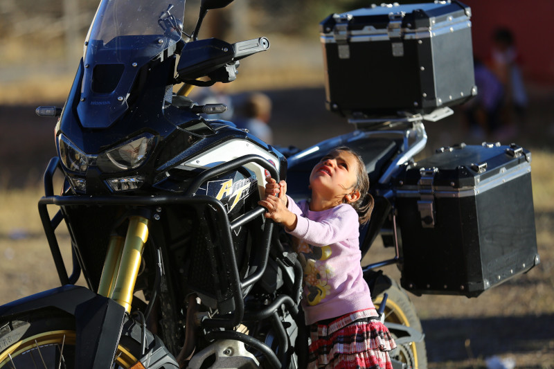 1000 motorcu 1000 çocuk